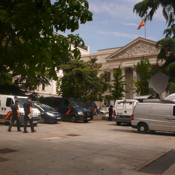 11Jdispositivopolicialydeprensaalrededordelcongreso